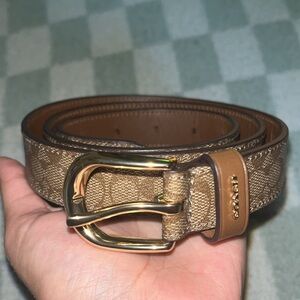 Coach 25mm Women’s Leather Belt